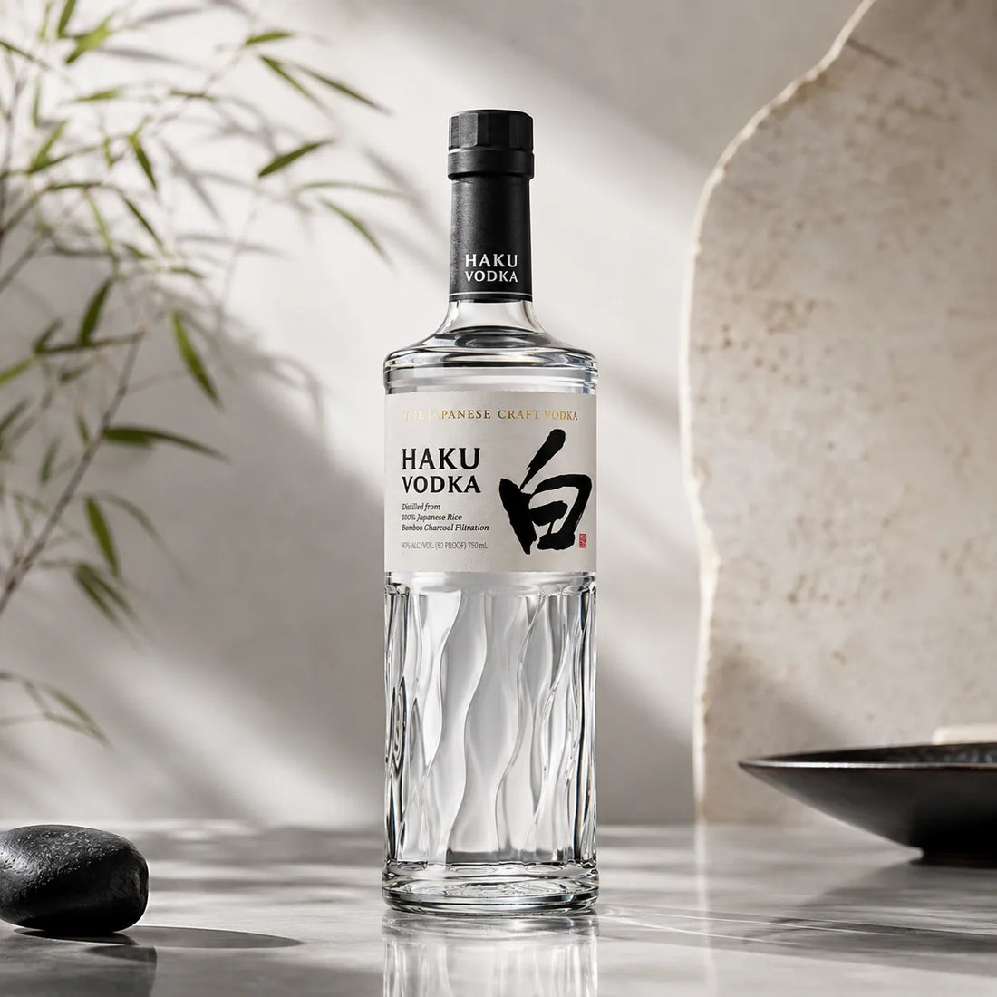 Haku Vodka Suntory 700ml 1